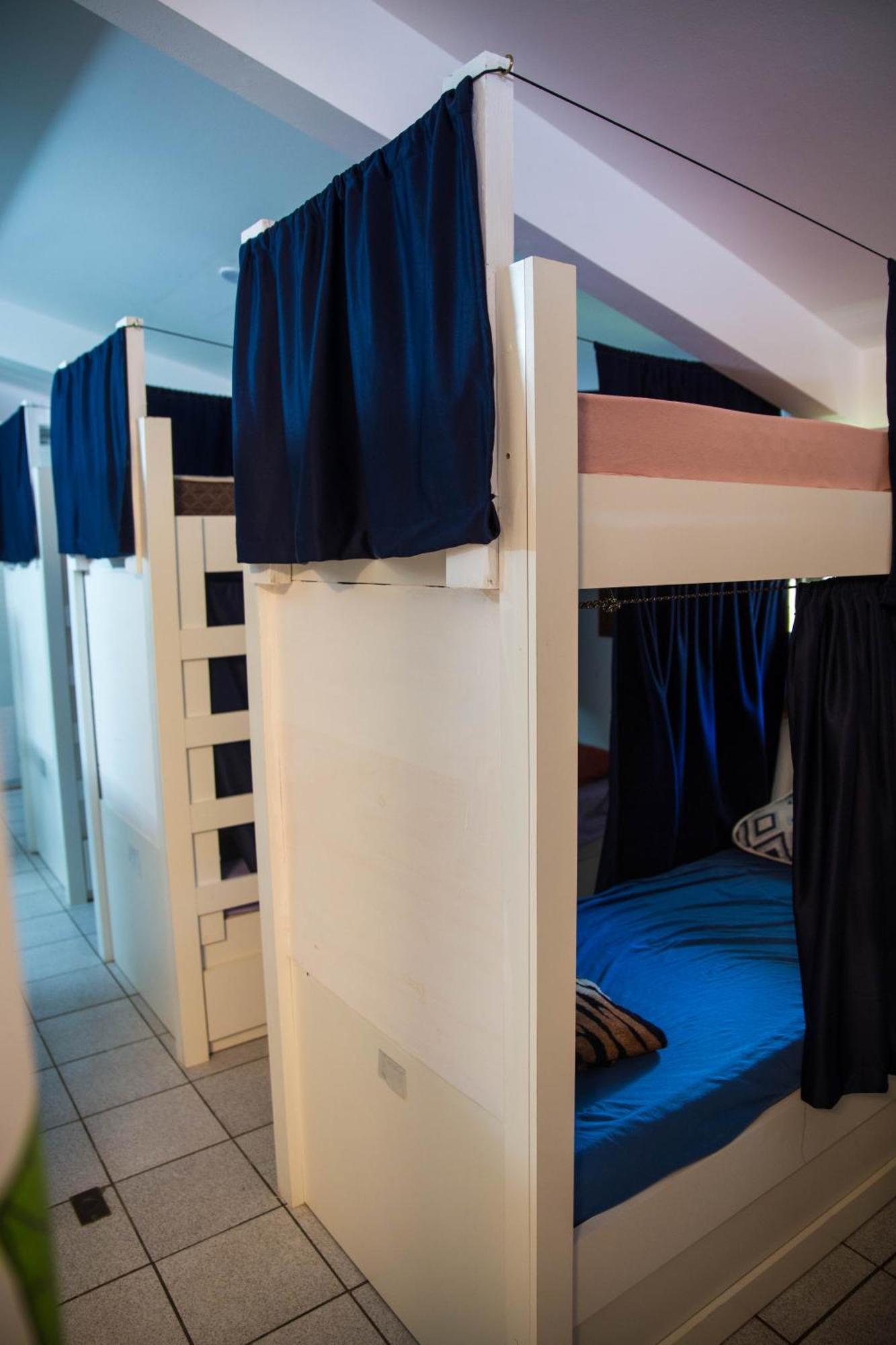 Nomades Vibe Da Ilha - Adventure Hostels & Coworking Florianópolis 外观 照片